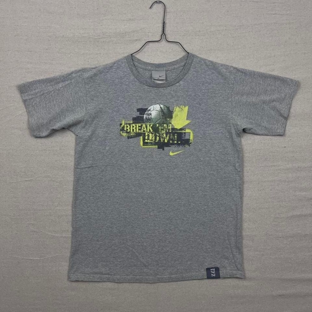 Vintage 00s Nike Break em Down Grey‎ Soccer Graphic Tee Shirt